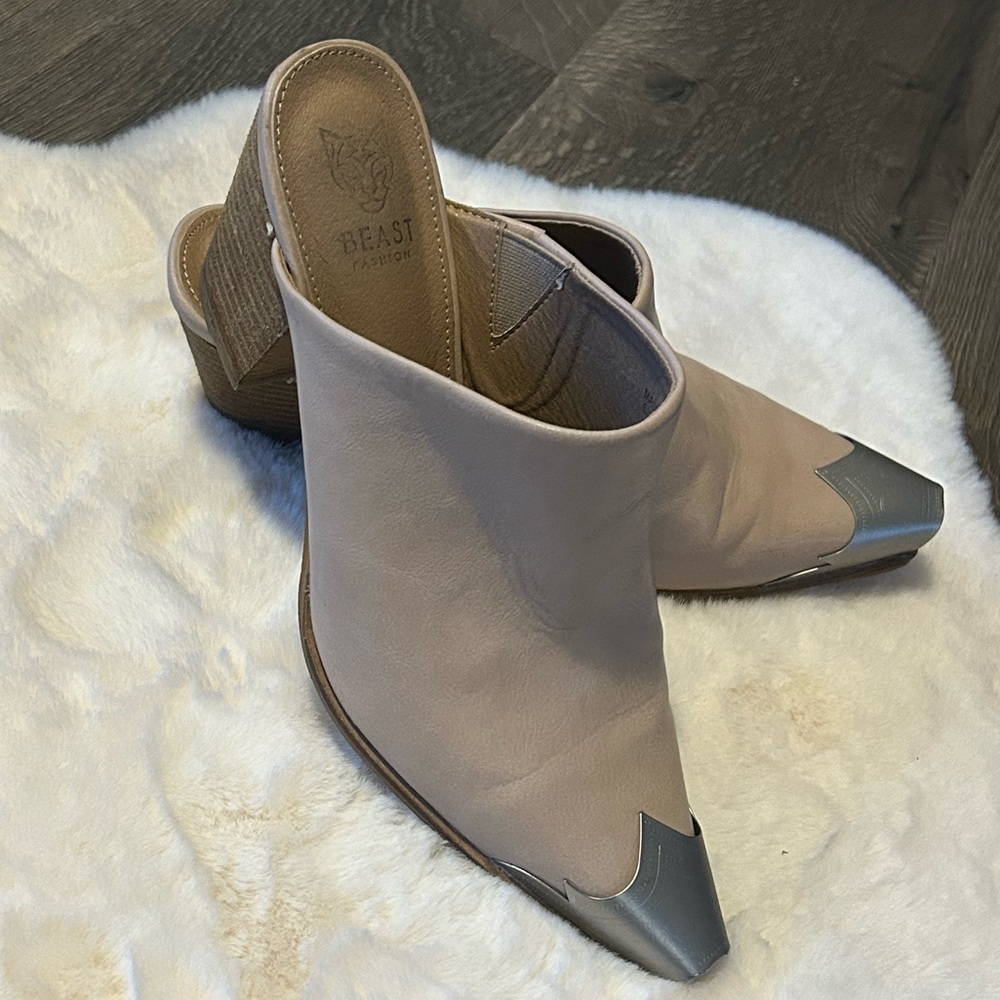 Beast Fashion Tan Mules with Silver Tips